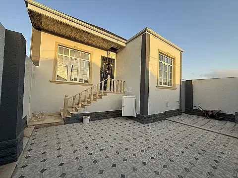 Satılır 2 otaqlı həyət evi 50 m² — Bakı 2 otaq 50.00 m²