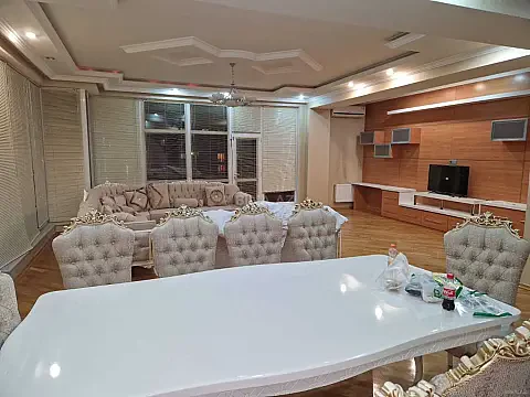 Kirayə verilir 4 otaqlı mənzil 207 m² — Bakı 4 otaq 207.00 m²
