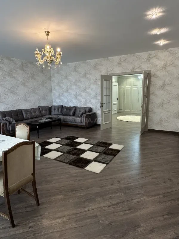 Kirayə verilir 3 otaqlı mənzil 215 m²