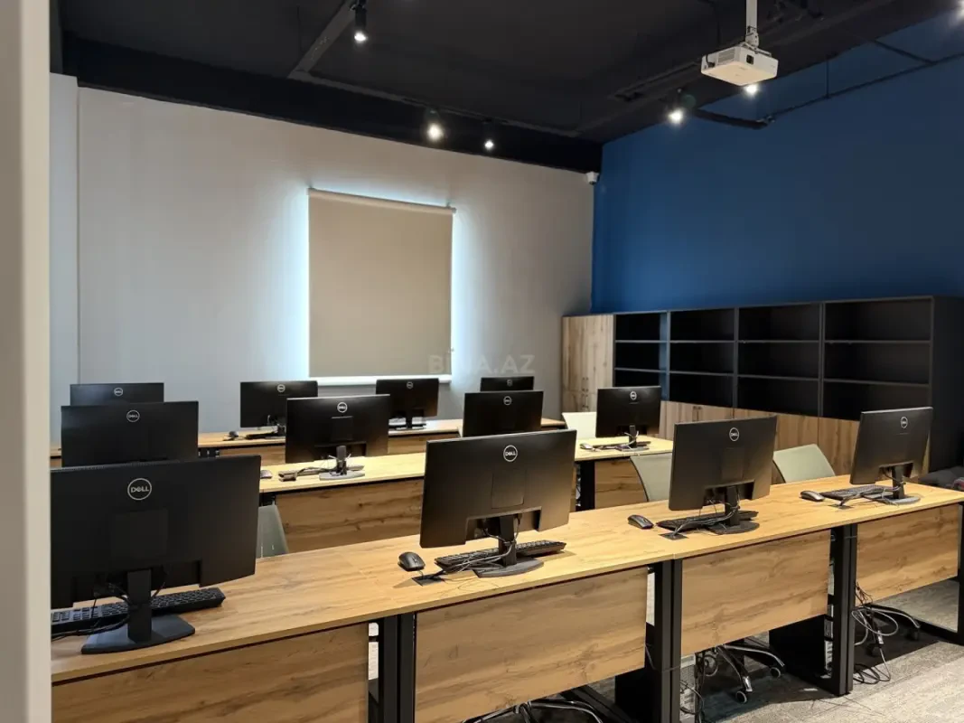 Kirayə verilir 6 otaqlı ofis 700 m²