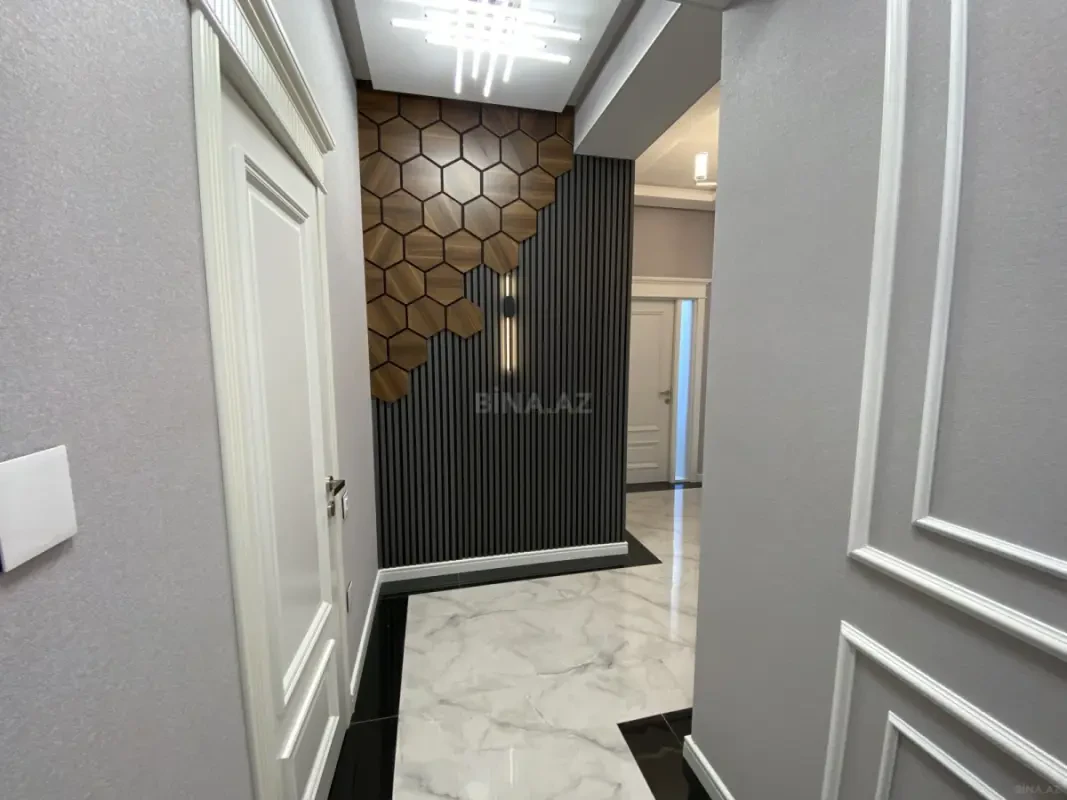 Satılır 2 otaqlı mənzil 76 m²