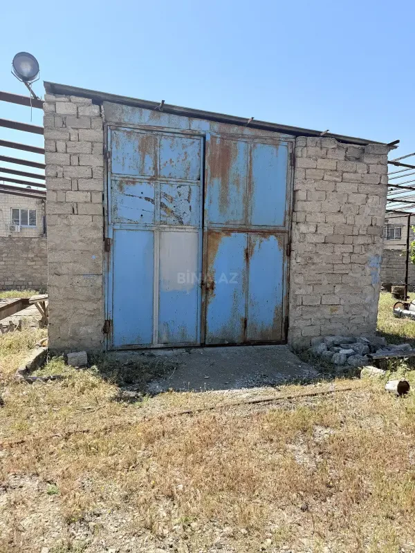 Kirayə verilir obyekt 240 m²