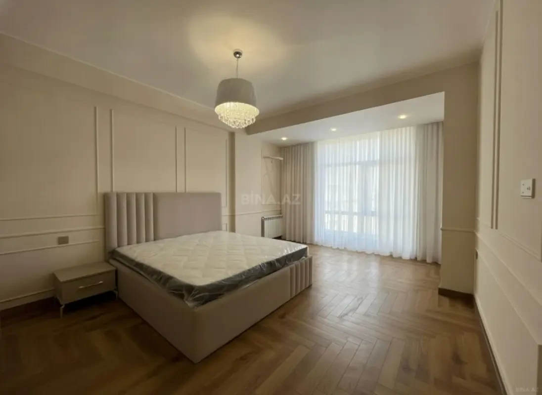 Kirayə verilir 3 otaqlı mənzil 120 m²