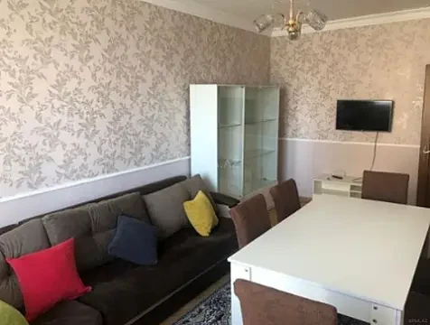 Kirayə verilir 3 otaqlı mənzil 95 m² — Bakı, Nəsimi 3 otaq 95.00 m²