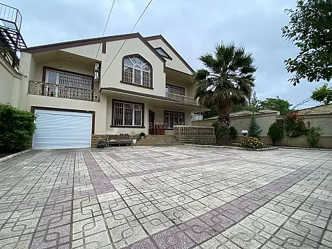 Satılır 6 otaqlı həyət evi 500 m² — Bakı, Qaraçuxur 6 otaq 500.00 m²