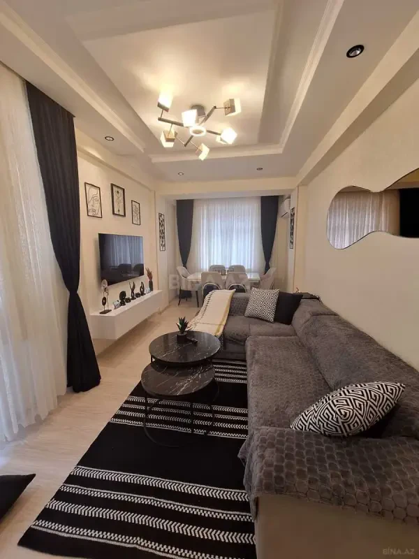 Satılır 3 otaqlı mənzil 127.5 m²