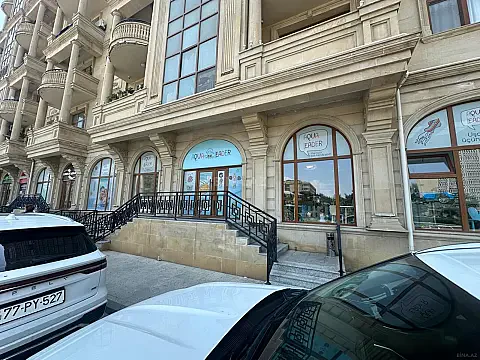 Kirayə verilir obyekt 90 m² — Bakı 90.00 m²