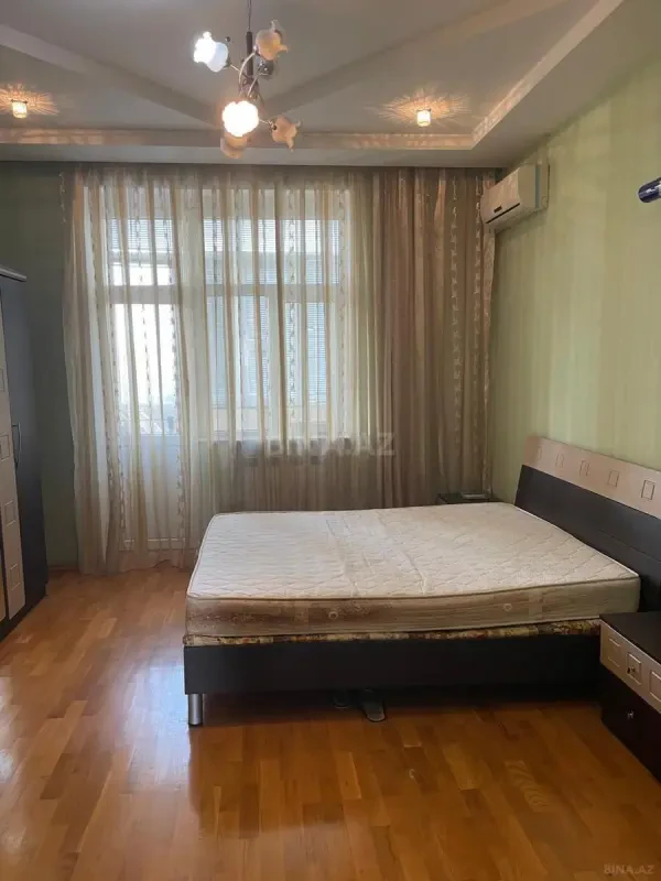 Kirayə verilir 3 otaqlı mənzil 110 m²