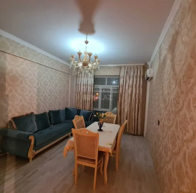 Kirayə verilir 2 otaqlı mənzil 55 m²