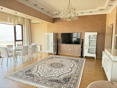 Satılır 4 otaqlı mənzil 185 m² — Bakı, Xətai 4 otaq 185.00 m²