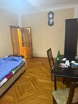 Satılır 2 otaqlı mənzil 40 m² — Bakı, 3-cü mikrorayon 2 otaq 40.00 m²