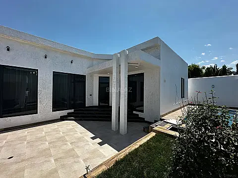 Satılır 4 otaqlı həyət evi 150 m² — Bakı, Mərdəkan 4 otaq 150.00 m²