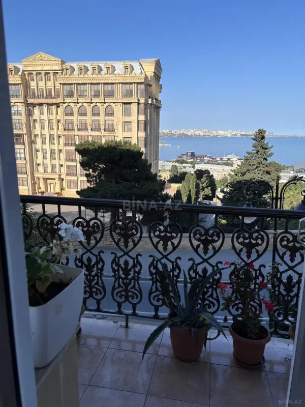 Kirayə verilir 3 otaqlı mənzil 65 m²