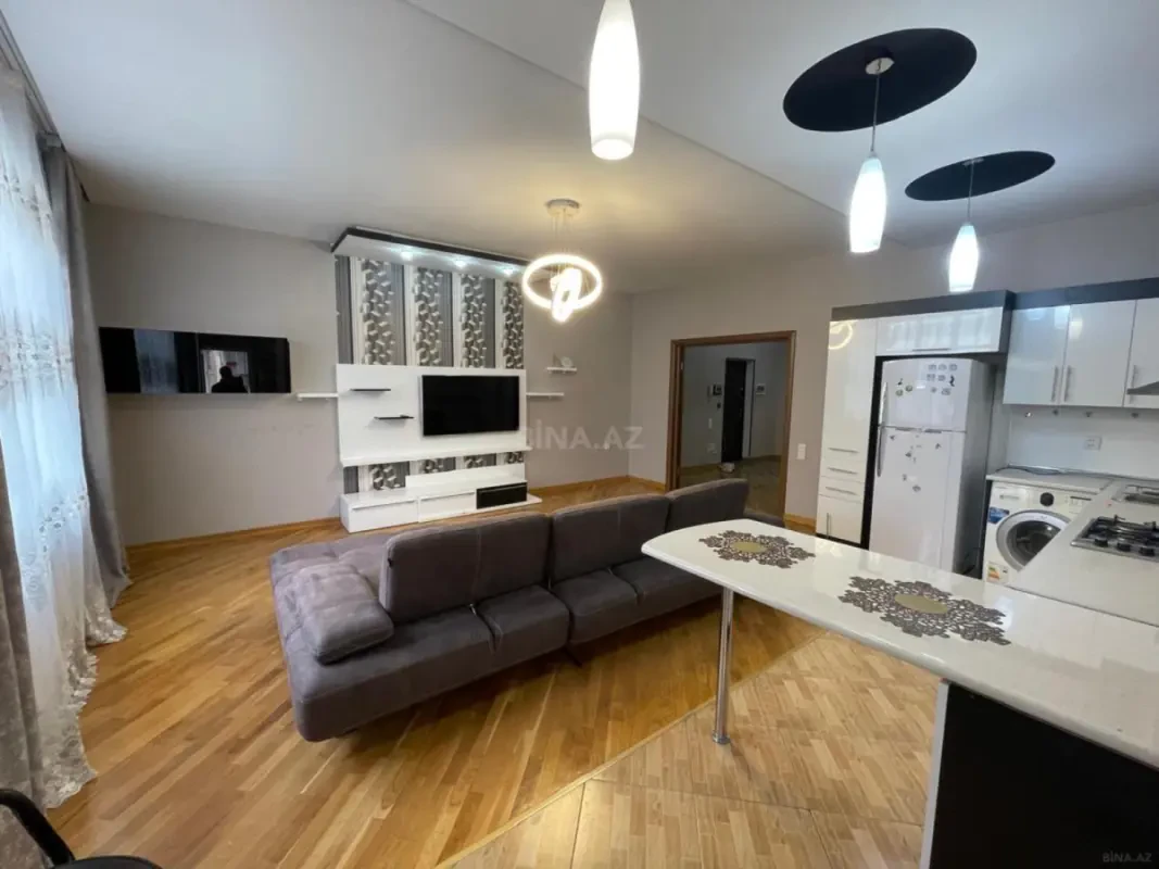 Kirayə verilir 4 otaqlı mənzil 120 m²