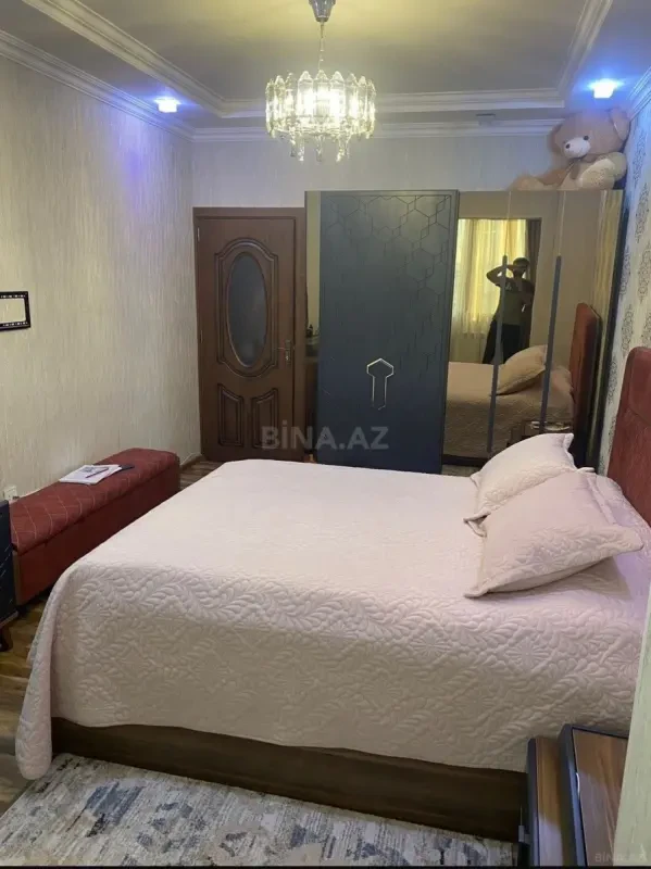 Satılır 2 otaqlı mənzil 65 m²
