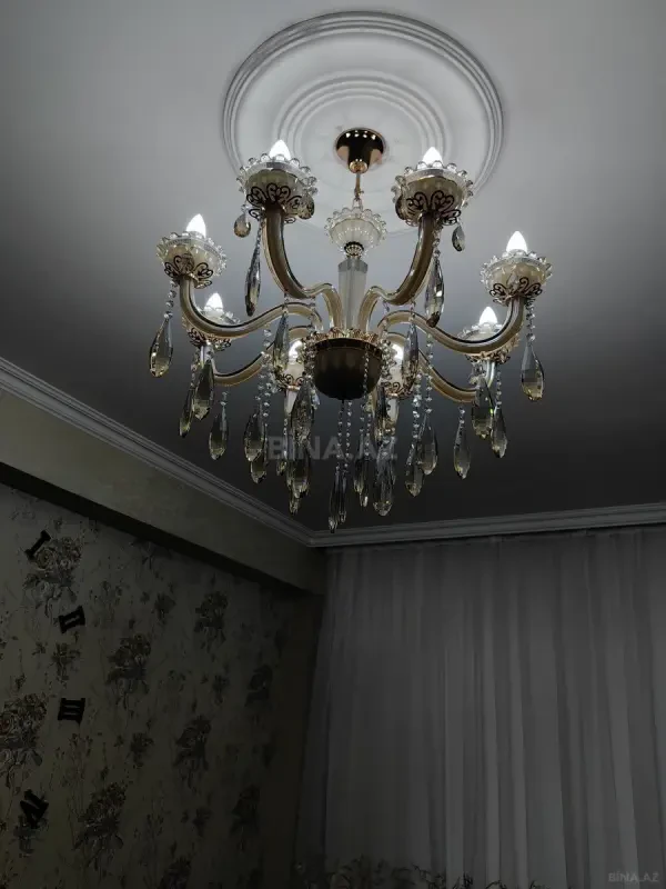 Kirayə verilir 2 otaqlı mənzil 70 m²