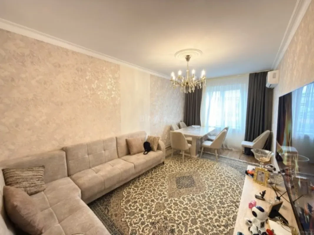 Satılır 2 otaqlı mənzil 60 m²