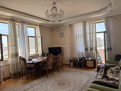 Kirayə verilir 3 otaqlı mənzil 110 m² — Bakı 3 otaq 110.00 m²