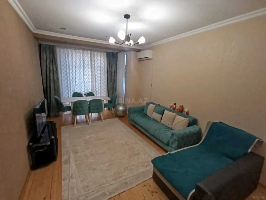 Satılır 2 otaqlı mənzil 86 m²