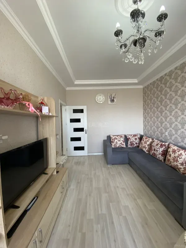 Satılır 3 otaqlı mənzil 63 m²