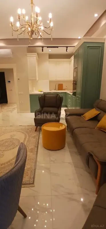 Kirayə verilir 3 otaqlı mənzil 90 m²