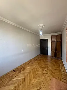 Satılır 3 otaqlı mənzil 70 m² — Bakı, İnşaatçılar 3 otaq 70.00 m²