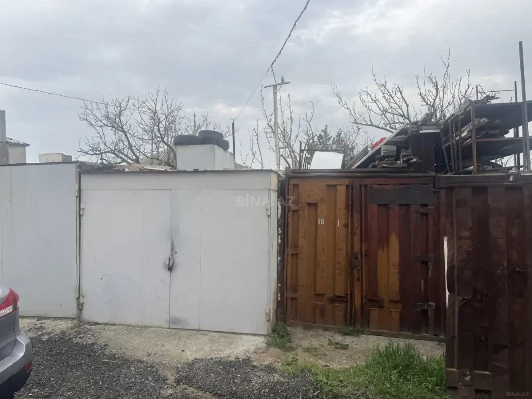 Satılır 5 otaqlı həyət evi 140 m²