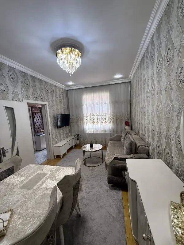 Satılır 2 otaqlı həyət evi 76 m²