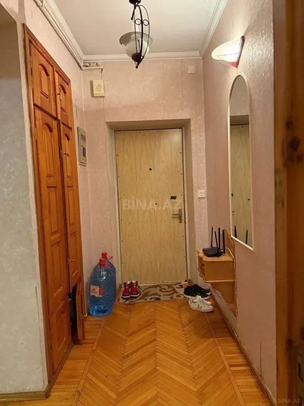 Kirayə verilir 4 otaqlı mənzil 100 m²