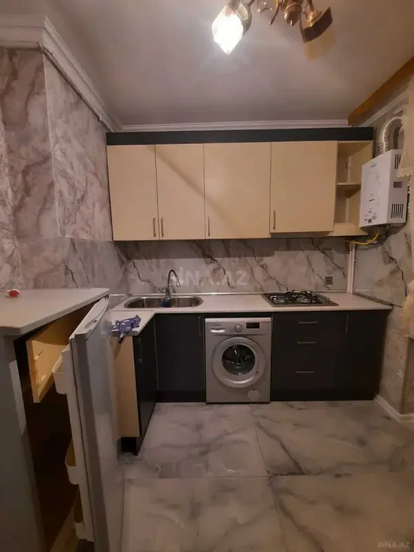 Kirayə verilir 2 otaqlı mənzil 65 m²