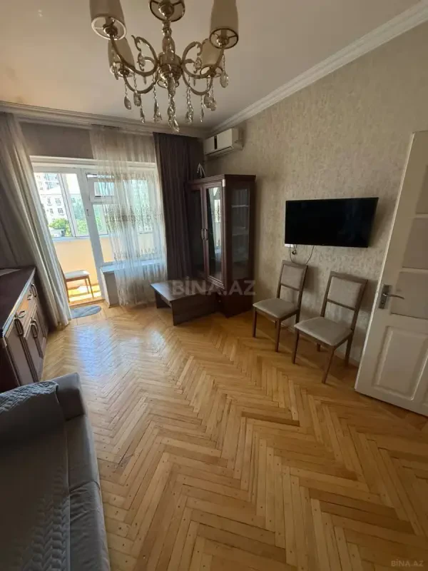 Kirayə verilir 3 otaqlı mənzil 90 m²