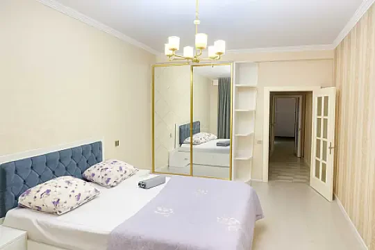 Kirayə verilir 2 otaqlı mənzil 70 m² — Bakı, İnşaatçılar 2 otaq 70.00 m²