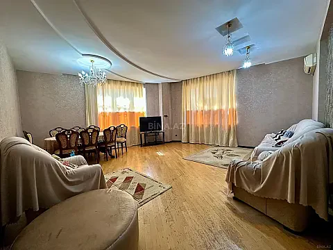 Kirayə verilir 3 otaqlı mənzil 145 m² — Bakı 3 otaq 145.00 m²