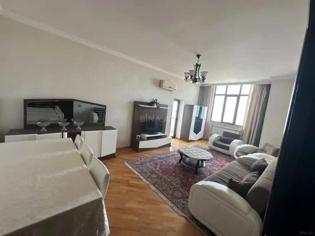Kirayə verilir 3 otaqlı mənzil 100 m²