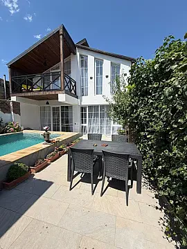 Kirayə verilir 2 otaqlı həyət evi 100 m² — Bakı, Mərdəkan 2 otaq 100.00 m²