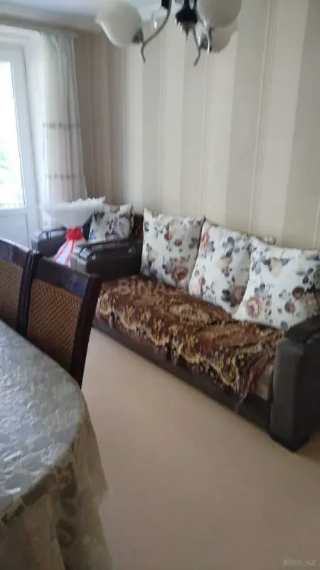 Kirayə verilir 2 otaqlı mənzil 47 m²