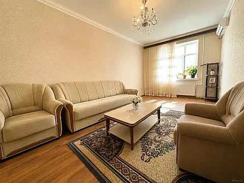 Satılır 3 otaqlı mənzil 80 m² — Bakı, Həzi Aslanov qəs. 3 otaq 80.00 m²