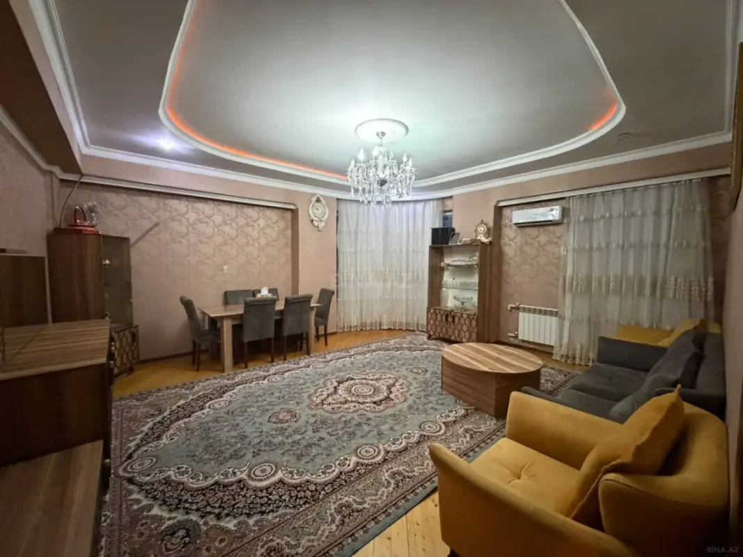 Kirayə verilir 2 otaqlı mənzil 95 m²