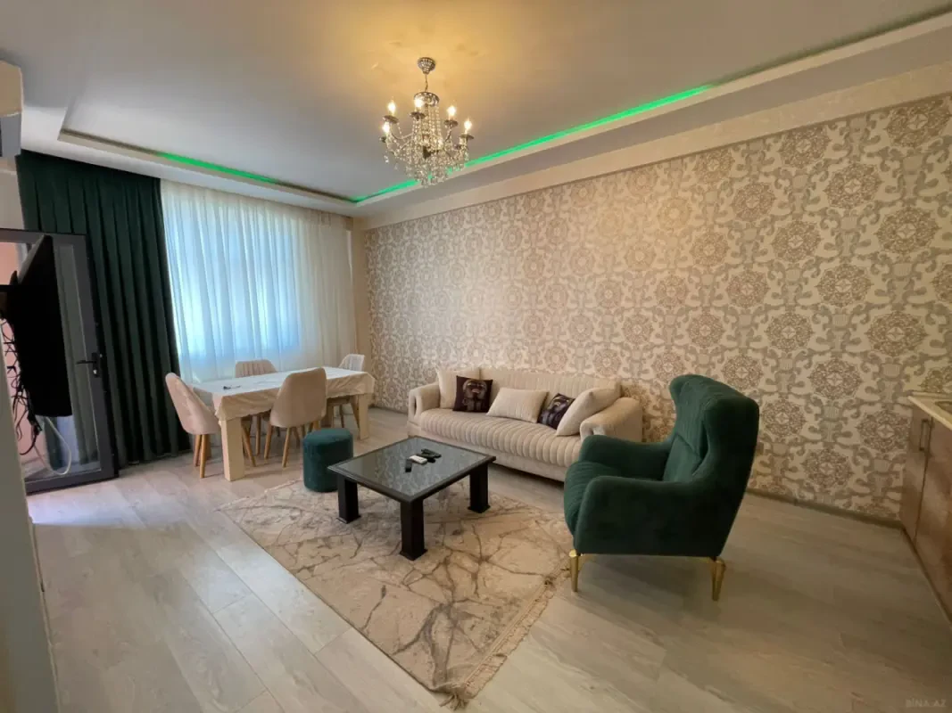 Kirayə verilir 2 otaqlı mənzil 65 m²