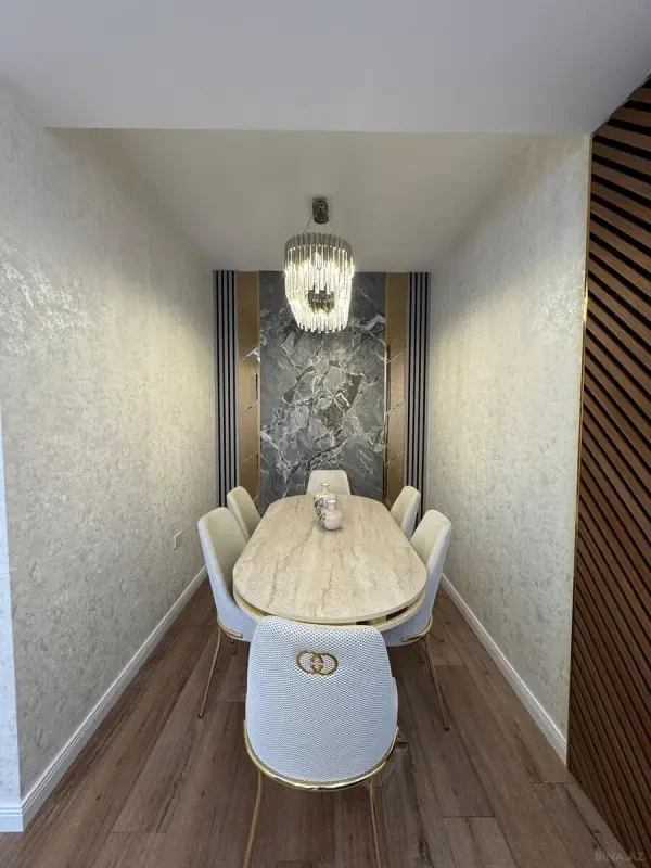 Satılır 4 otaqlı mənzil 110 m²
