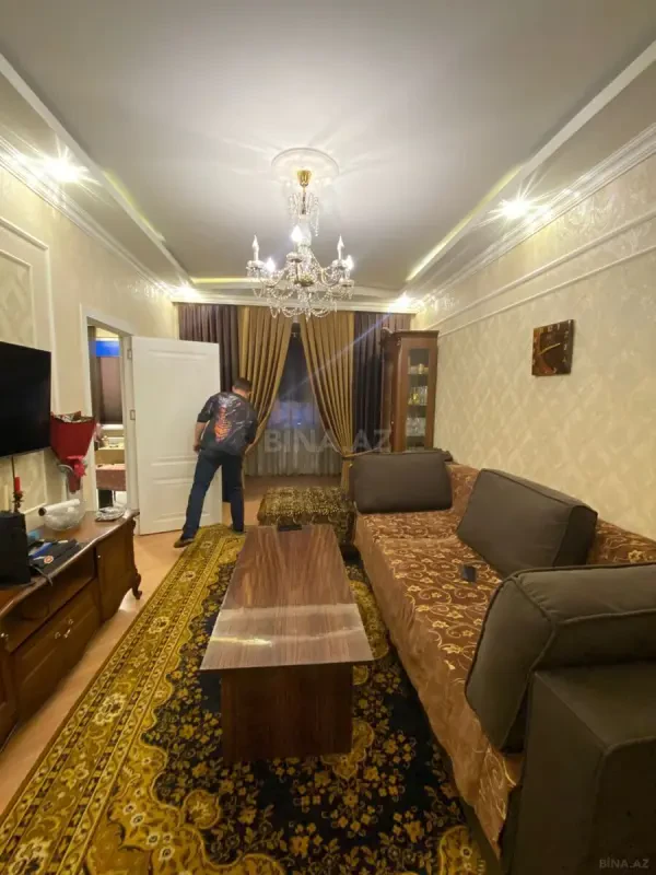 Kirayə verilir 2 otaqlı mənzil 58 m²