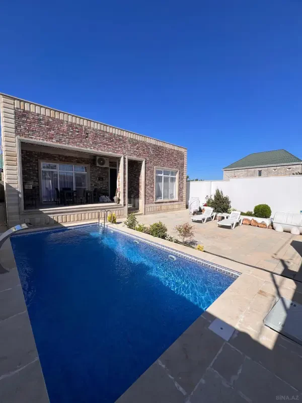 Kirayə verilir 3 otaqlı həyət evi 130 m²