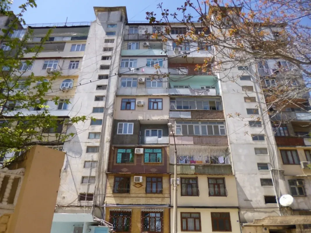 Satılır 3 otaqlı mənzil 80 m²