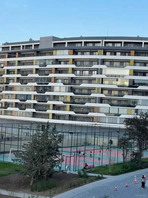 Satılır 2 otaqlı mənzil 72.2 m²