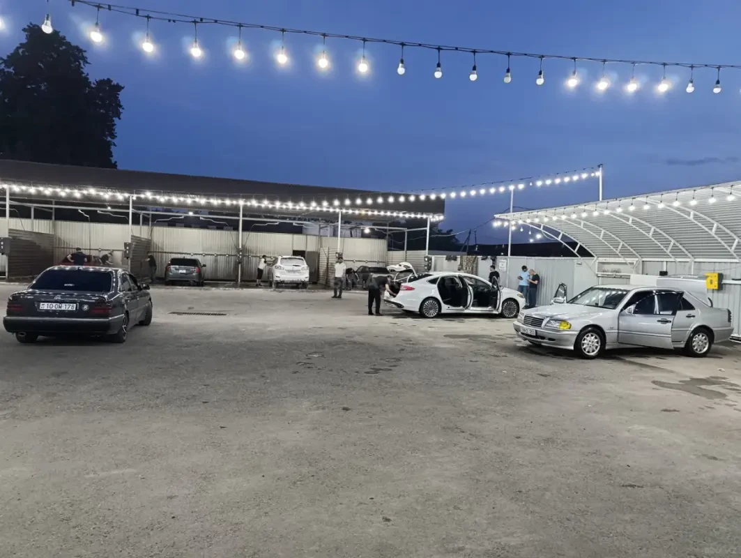 Satılır obyekt 1200 m²