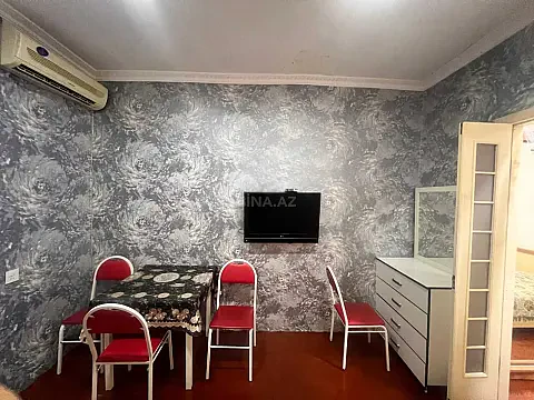 Satılır 2 otaqlı həyət evi 28 m² — Bakı, İnşaatçılar 2 otaq 28.00 m²
