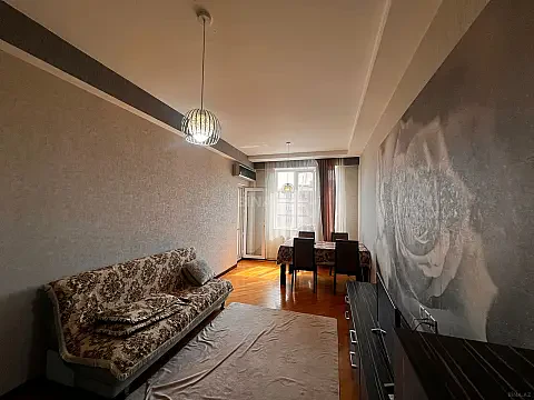 Kirayə verilir 2 otaqlı mənzil 85 m² — Bakı 2 otaq 85.00 m²
