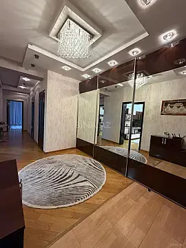 Kirayə verilir 2 otaqlı mənzil 75 m² — Bakı 2 otaq 75.00 m²