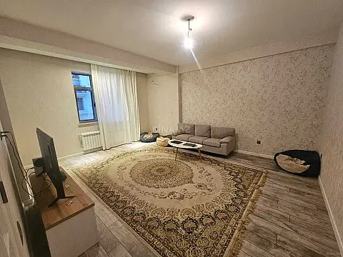 Satılır 3 otaqlı mənzil 130 m² — Bakı 3 otaq 130.00 m²