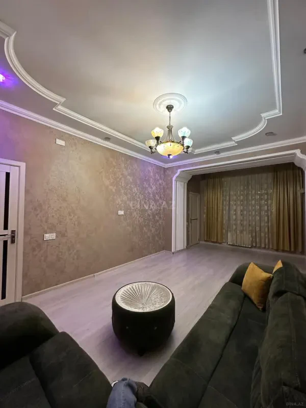 Kirayə verilir 2 otaqlı mənzil 55 m²